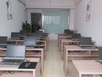 广州铠诺教育咨询平顶山分公司 专业教育信息咨询，助力中原学子成长